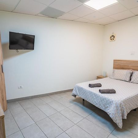 El Puente Holiday Home I- Airport 8,1K Ingenio Bagian luar foto