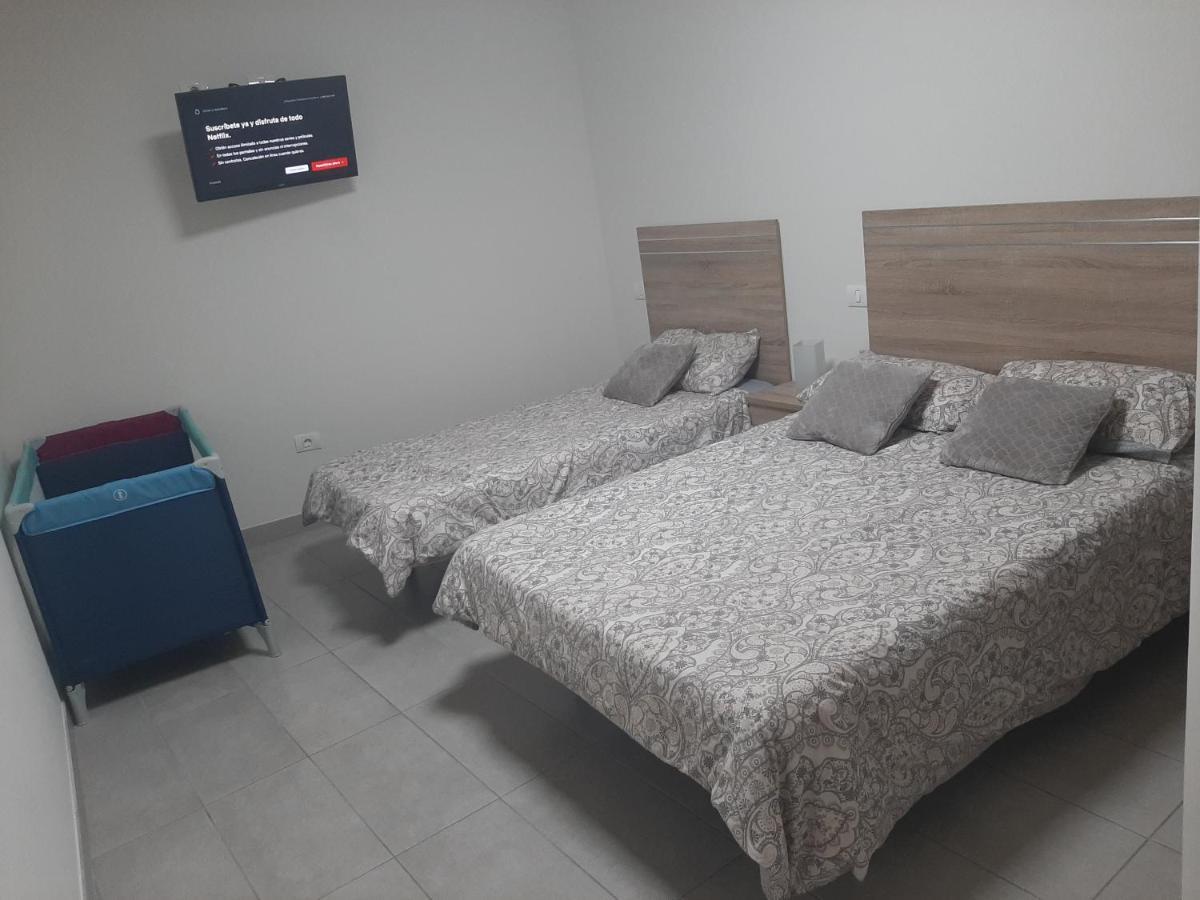 El Puente Holiday Home I- Airport 8,1K Ingenio Bagian luar foto