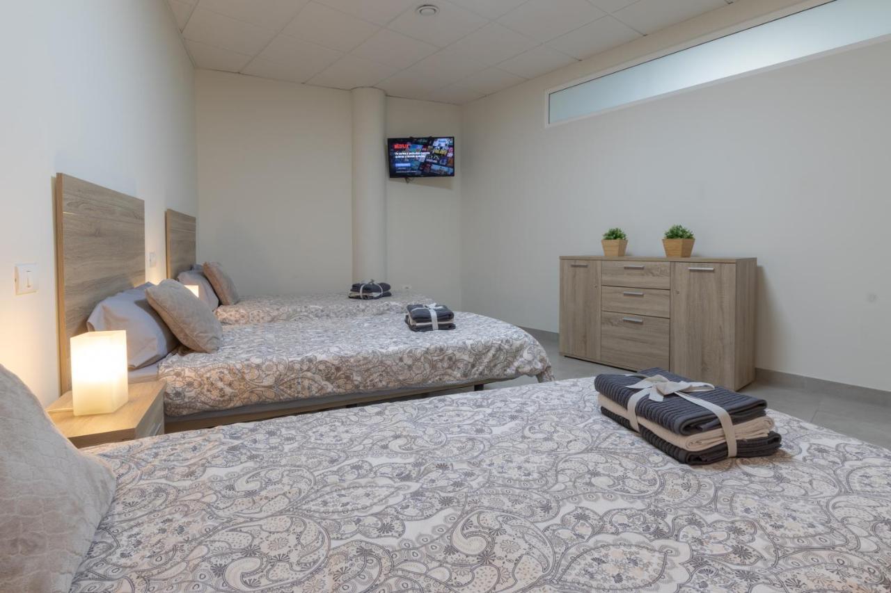 El Puente Holiday Home I- Airport 8,1K Ingenio Bagian luar foto