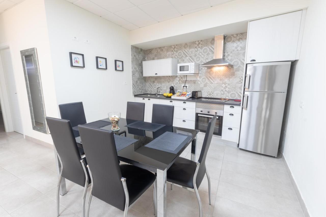 El Puente Holiday Home I- Airport 8,1K Ingenio Bagian luar foto